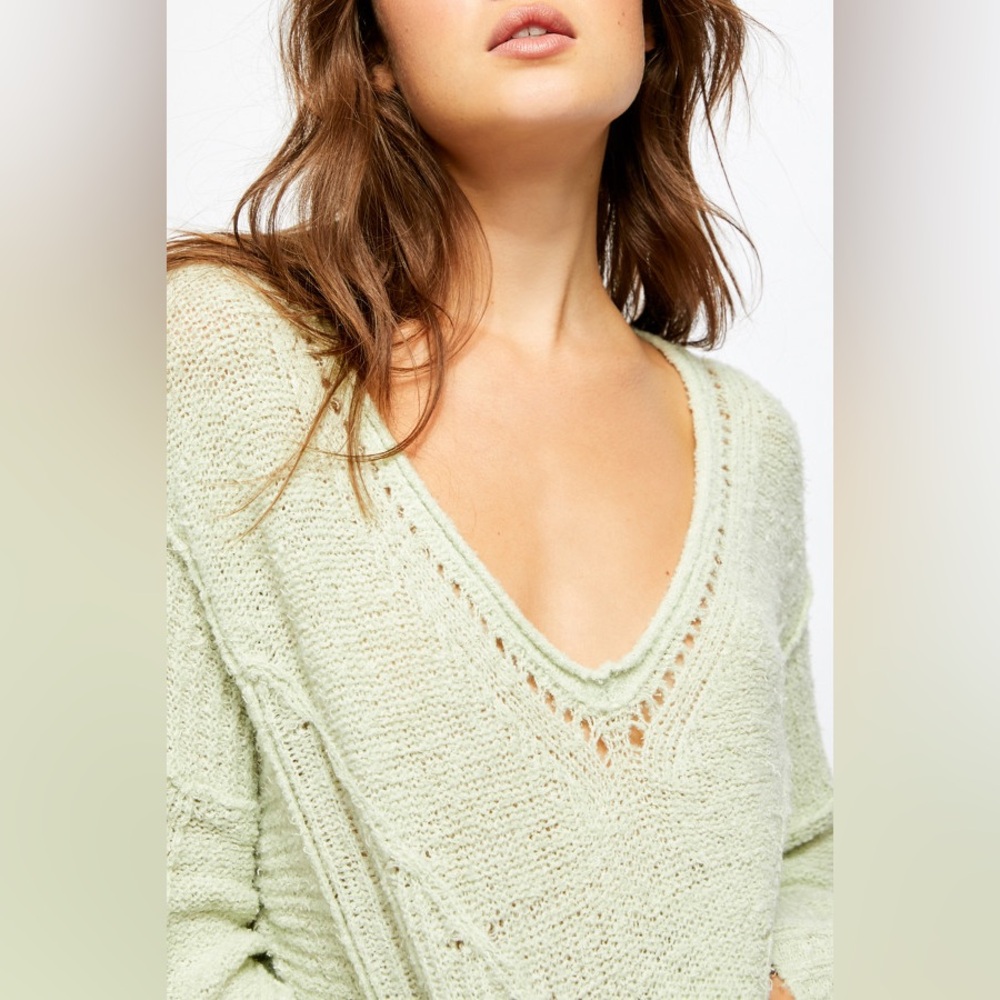 Free People Seashell Cropped V-Neck Knit Sweater Mint Green Small